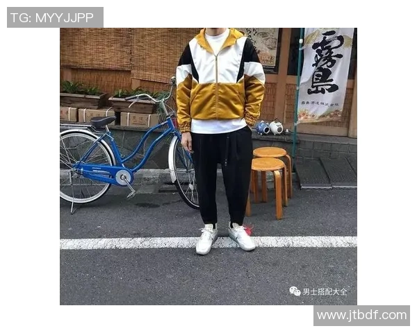 足球明星手机壳动漫风潮来袭打造你的个性化球迷装备